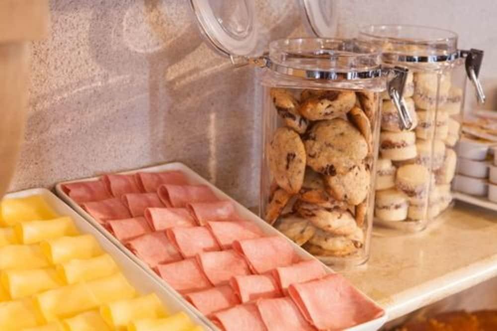 ホテル アルゼンチーノ  メンドーサ エクステリア 写真